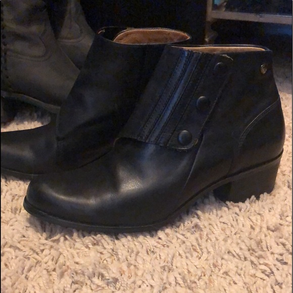 Ariat Shoes - Ariat Spat Side Snap Paddock Field Ankle Boots